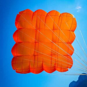 Dragon Parachutes 01